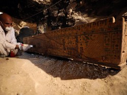 Keju, Wine hingga Sup Tulang Ditemukan Dalam Makam Kuno