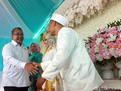Menteri Desa Mendadak Jadi Tamu Pernikahan Warga Sukabumi