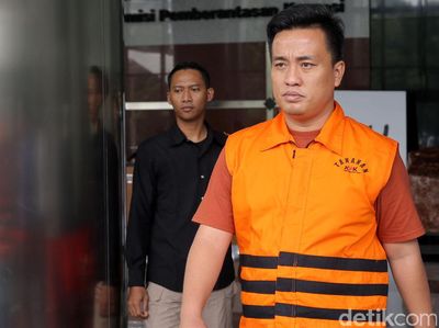 Pemeriksaan Perdana Hendra Kurniawan