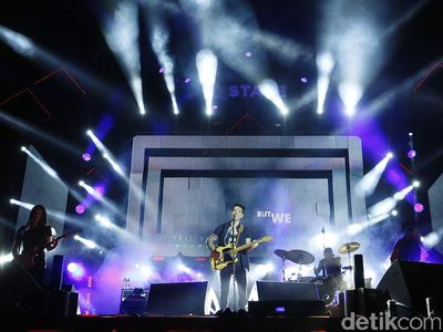 Dashboard Confessional Sukses Panaskan Panggung Soundrenaline 2017