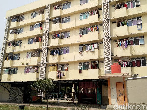 Horor Air Kuning di Rusun Komarudin