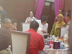 Dahlan Iskan Ikut Makan Siang Bersama Megawati di Rumah Risma