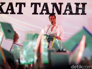 Biasa Bagi-bagi, Jokowi Justru Kehilangan 2 Sertifikat Tanahnya Biasa Bagi-bagi, Jokowi Justru Kehilangan 2 Sertifikat Tanahnya