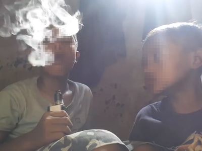 Video Viral Anak di Bawah Umur Mengisap Rokok Elektrik Bikin Miris