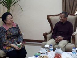 Bertemu Dahlan Iskan, Mega Cari Pandangan untuk Masa Depan Jatim