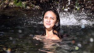 Aww! Cantiknya Tia Ivanka yang Awet Muda dan Rajin Olahraga