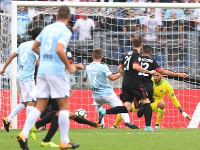 Lazio Benamkan Milan