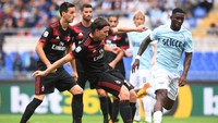 Milan hanya mampu mencetak satu gol lewat sepakan Riccardo Montolivo. Foto: Alberto Lingria/REUTERS