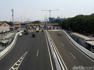 Masih Digratiskan, Tol Akses Priok Sepi Kendaraan Masih Digratiskan, Tol Akses Priok Sepi Kendaraan