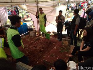 Polisi Bongkar Makam Abi Tertuduh Pencuri Vape Rp 1,6 Juta