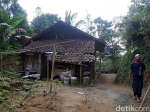 Urung Direhab, Keluarga Biyah Pilih Bangun Rumah Semampunya