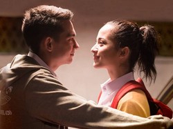 Pujian Adipati Dolken untuk Putri Marino