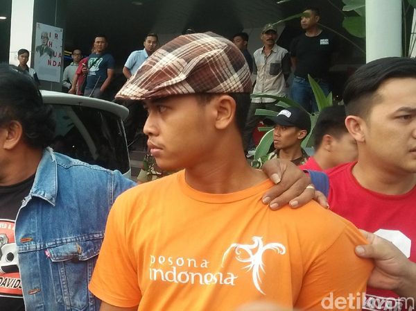 Ini Dodik Ikhwanto, Sosok yang Hina Iriana di Instagram