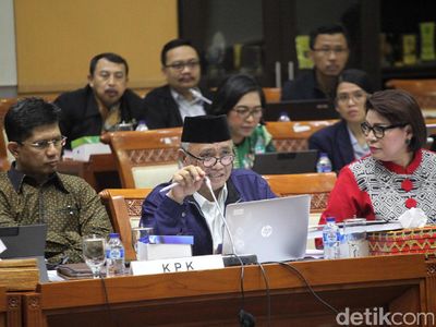 KPK dan Komisi III DPR Lanjutkan RDP