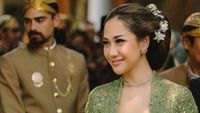 Tampil Berkebaya, BCL Cantik Banget!