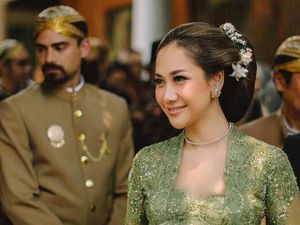 Tampil Berkebaya, BCL Cantik Banget!