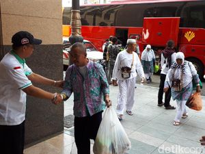 Jemaah dari Mekah Mulai Masuki Madinah, Diimbau Tak Paksakan Arbain