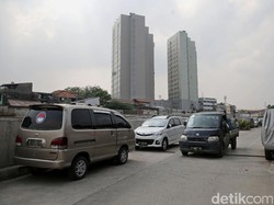 Bagaimana Penerapan Aturan Punya Mobil Wajib Ada Garasi?