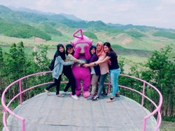 Bukit Teletubbies di Blitar, Cakep Nih