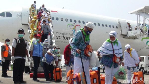 Foto: Jamaah Haji Pulang ke Solo