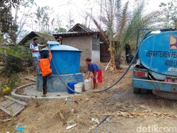 Warga di Bondowoso Bersuka Cita Dapat Pasokan Air Bersih