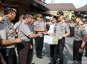 Anggota Polres Jember Kumpulkan Dana untuk Rohingya