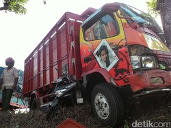 Pemotor Ditabrak Truk di Purworejo, 1 Tewas 1 Kritis
