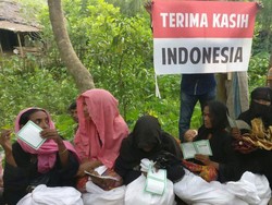 Tantangan Besar Bangladesh Tangani Rohingya, Bantuan Indonesia Tiba