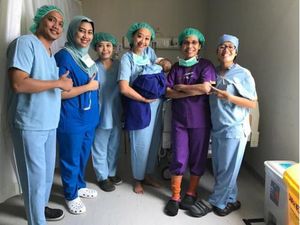 Sedang Sakit, Bayi Asri Welas Minum Susu Lewat Selang Sedang Sakit, Bayi Asri Welas Minum Susu Lewat Selang