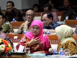 Terkait Pencalonan Gubernur, Khofifah: Belum Lapor Presiden