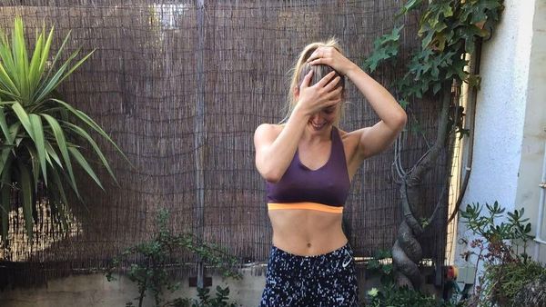 Foto: Tubuh Seksi Berotot Ala Supermodel Bar Refaeli