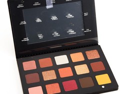 Wow! Ada Eyeshadow Rp 1,7 Juta Habis Terjual Dalam 1 Jam, Apa Istimewanya?