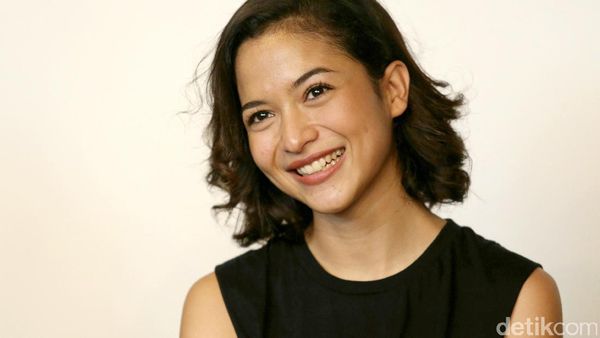 Senyum Manis Putri Marino