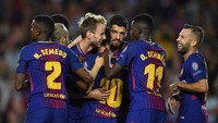 Punya nilai sedikit lebih banyak dibanding Madrid adalah Barcelona. The Catalans menempati urutan lima dengan 570,4 juta pound sterling. (David Ramos/Getty Images)