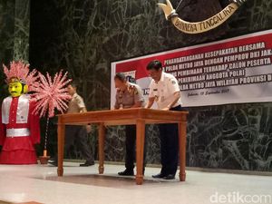 Djarot Sebut Latih Anak SMU Masuk Polri Bisa Potong Rantai KKN