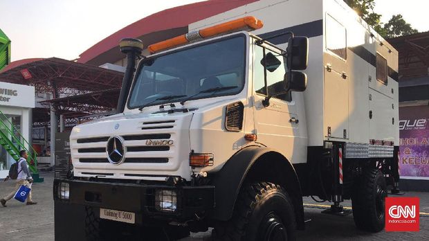 Mercedes-Benz Perkenalkan Kendaraan Lintas Segmen