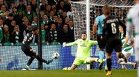 Bermain di Celtic Park, Rabu (13/9/2017) dinihari WIB, Edinson Cavani, Kylian Mbappe, dan Neymar kembali mencatatkan namanya di papan skor. Neymar mencetak gol pembuka menit ke-19. (Foto: Russell Cheyne/Reuters)