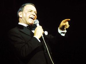 Martin Scorsese Ingin Garap Biopik Frank Sinatra Dibintangi Leonardo DiCaprio Martin Scorsese Ingin Garap Biopik Frank Sinatra Dibintangi Leonardo DiCaprio