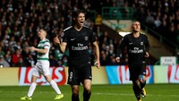 Edinson Cavani menjadi nama lain yang sudah mencetak delapan gol, dicatatkannya dari delapan penampilan bareng Paris Saint Germain di Liga Prancis. (Foto: Lee Smith/Reuters)