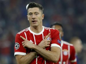 Lewandowski: Rumor ke Madrid Cuma Omong Kosong