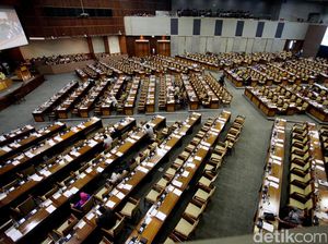 PAN-Demokrat Tolak Masa Kerja Pansus KPK Diperpanjang PAN-Demokrat Tolak Masa Kerja Pansus KPK Diperpanjang