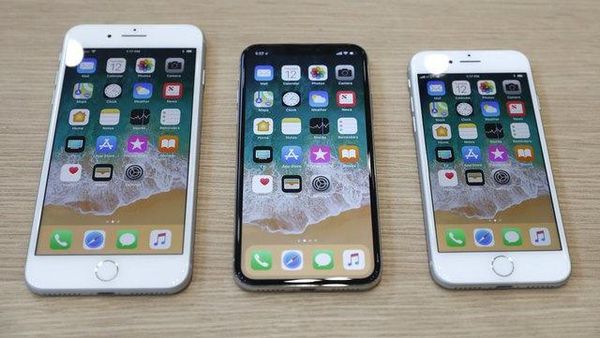 8 Alasan Memilih iPhone 8 Ketimbang iPhone X