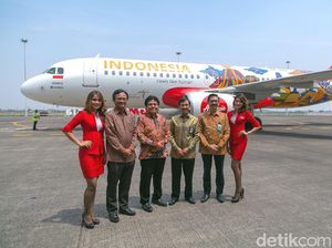 Pujian untuk Pesawat AirAsia Rasa Indonesia Pujian untuk Pesawat AirAsia Rasa Indonesia