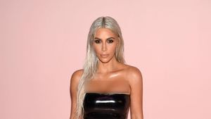 Foto: Deretan Gaya Seksi Kim Kardashian di New York Fashion Week