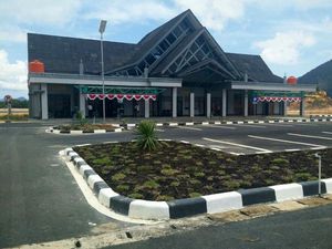 Menhub Resmikan Bandara Letung Besok