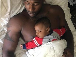 Hati-hati, Pose yang Instagramable Ini Bisa Bahayakan Bayi