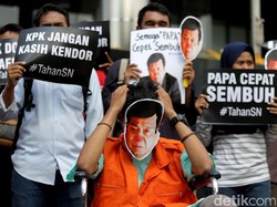 Novanto Sakit Kok Bisa Gugat KPK? Ini Kata Kuasa Hukumnya