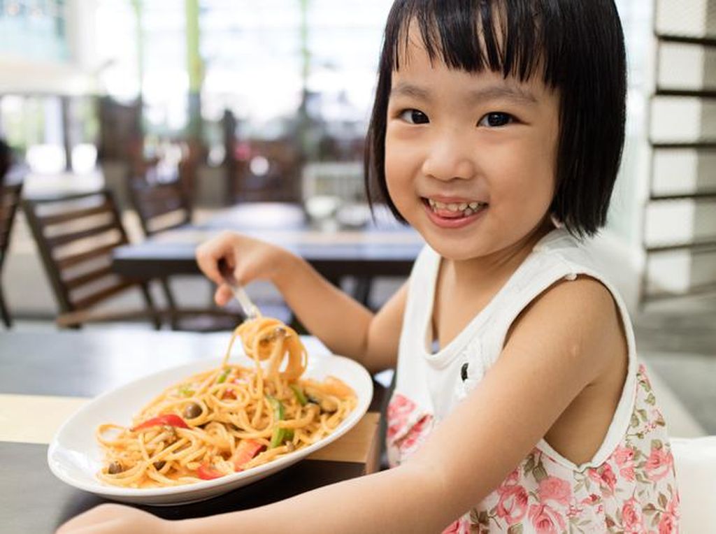 8 Menu Ini Paling Sering Disajikan di Restoran Ramah Anak