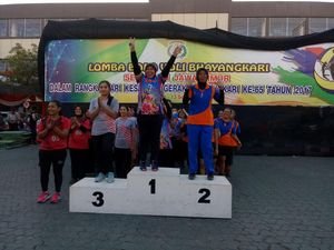 Bhayangkari Polrestabes Surabaya Juarai Bola Voli HKGB Polda Jatim