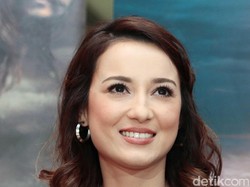 Cerita Julie Estelle Jadi Juri Ajang Pencarian Bakat